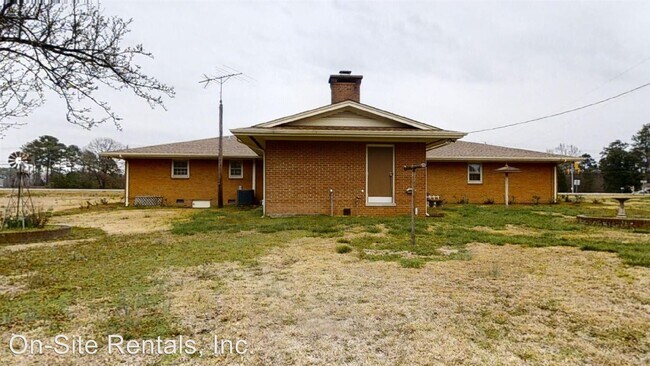 Building Photo - 2720 Jefferson Davis Hwy