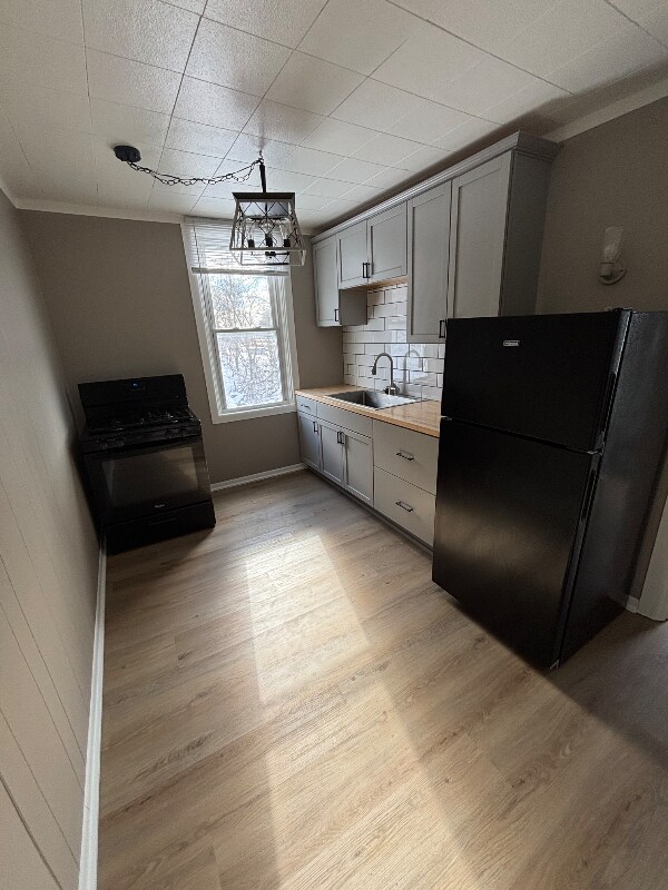 Foto del edificio - 28 Caledonia St NE