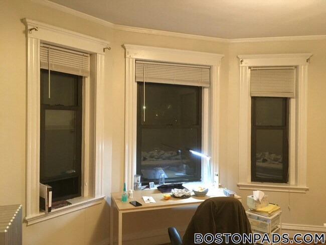 Building Photo - 17-19 Washington St.