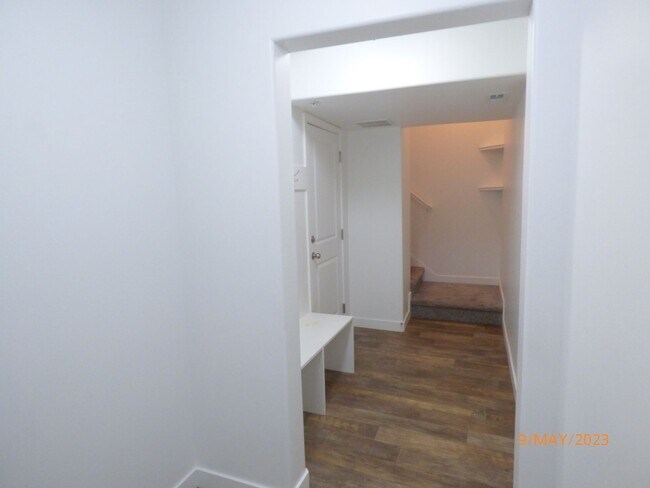 Building Photo - Upgraded 3 Bed 2.5 Bath Townhome in Herriman