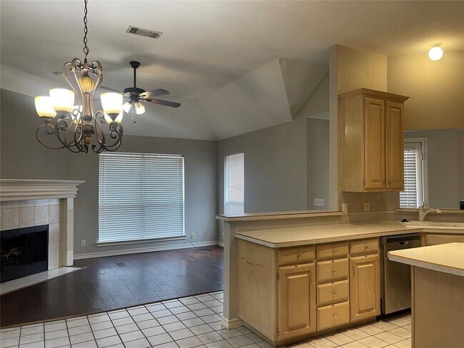 Building Photo - 1116 Ashford Ln