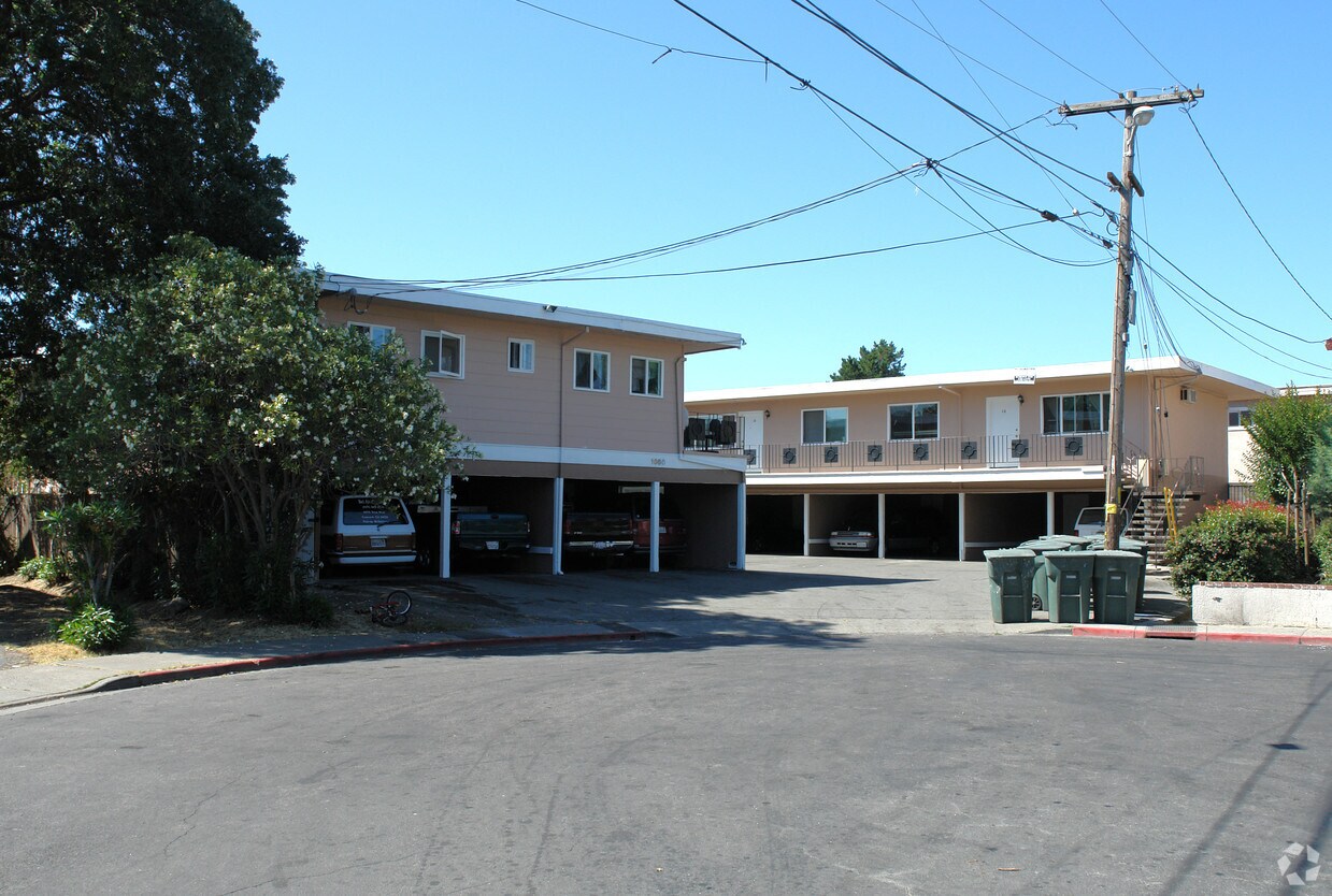 Building Photo - 1660 Haller Ct
