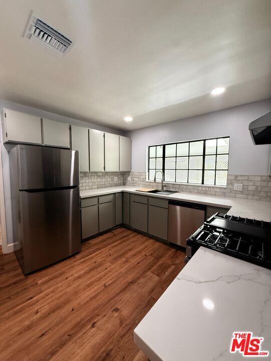 Foto del edificio - 4375 Ethel Ave