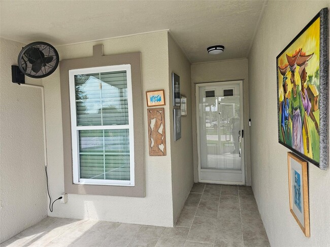 Building Photo - 9245 Flynn Cir