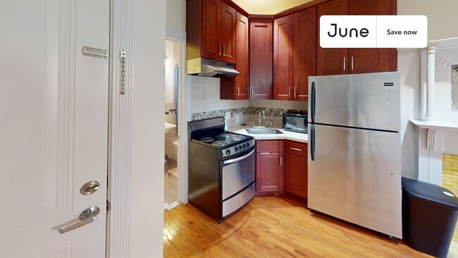 Building Photo - 145 W 136th St