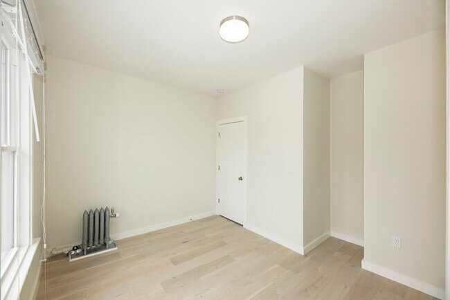 Foto del edificio - 1424 Polk St