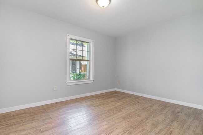 Foto del edificio - Affordable 2BD/1BA unit!