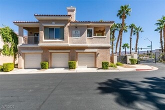 Building Photo - 251 S Green Valley Pkwy
