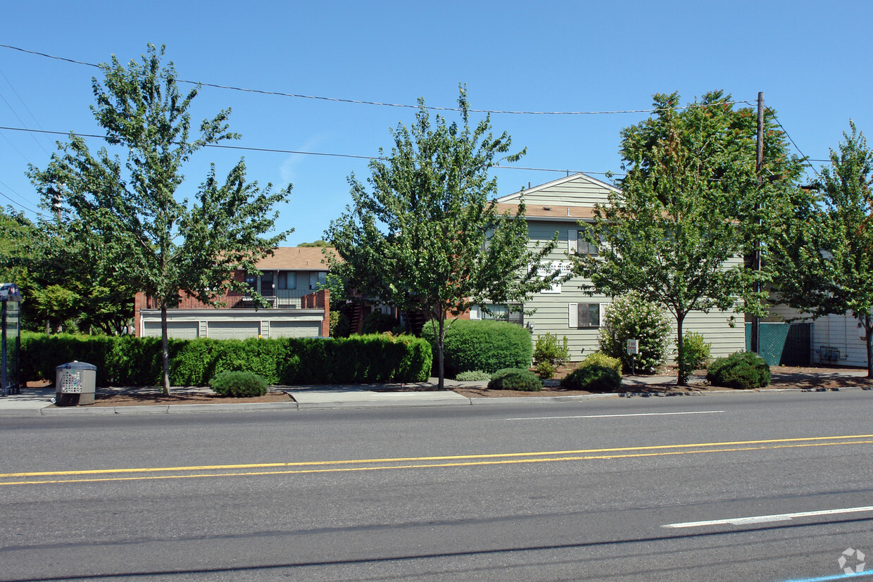 Primary Photo - Northport Villa