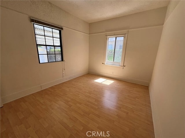 Building Photo - 924 N Stoneman Ave