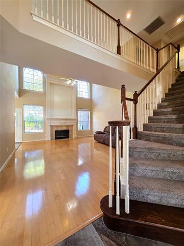 Foto del edificio - 9603 Wolf Creek Dr