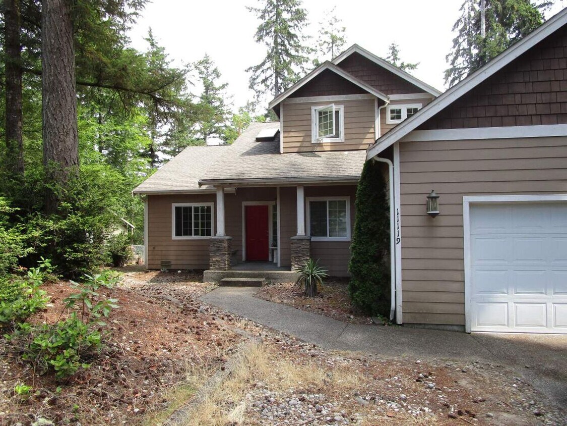 Foto principal - 3 Bedroom Home in Gig Harbor’s Minterwood