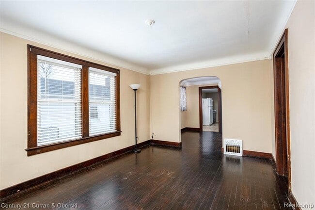 Foto del edificio - 25175 Dale St