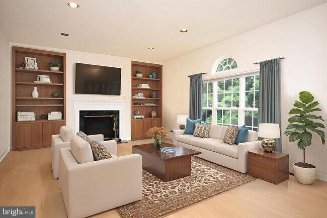 Foto del edificio - 8223 Edge Hill Ln