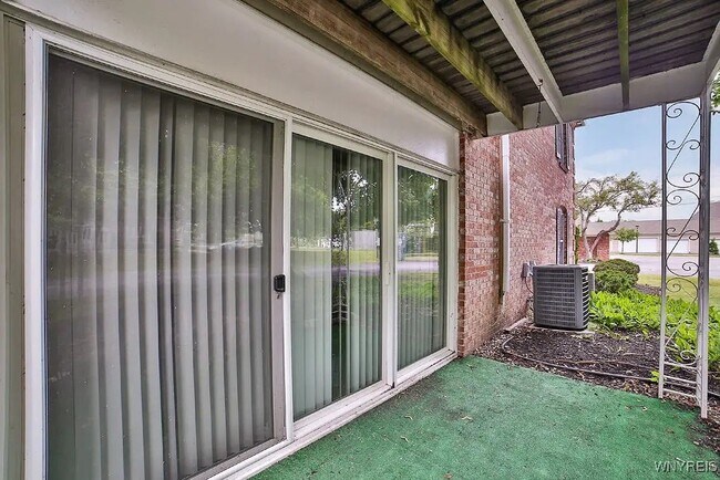 Foto del edificio - 116 Chestnut Ridge Ln