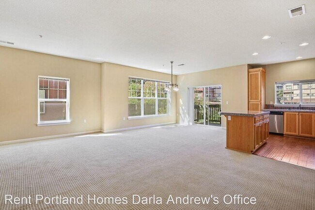 Building Photo - 22846 SW Forest Creek Dr
