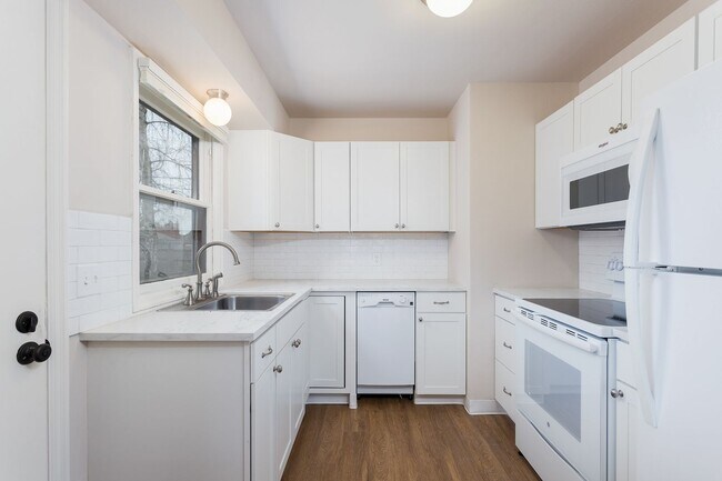 Foto del edificio - Charming Northeast Portland Duplex