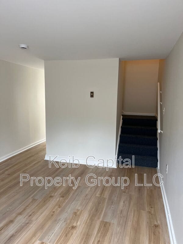 Building Photo - 90-92 Ford Street