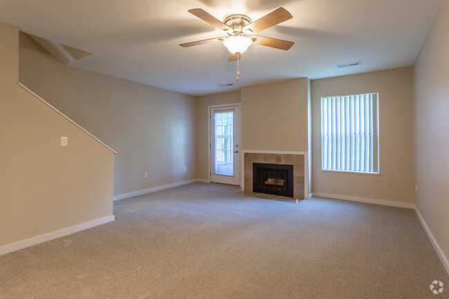 Townhome 2BD 2.5BA 1,125 sq. ft. - Mannington Place