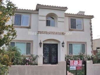 Building Photo - 826 N Citrus Ave
