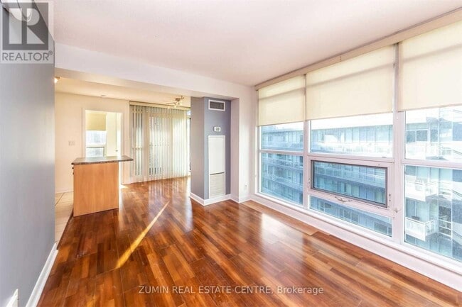 Photo du bâtiment - 600 Fleet St