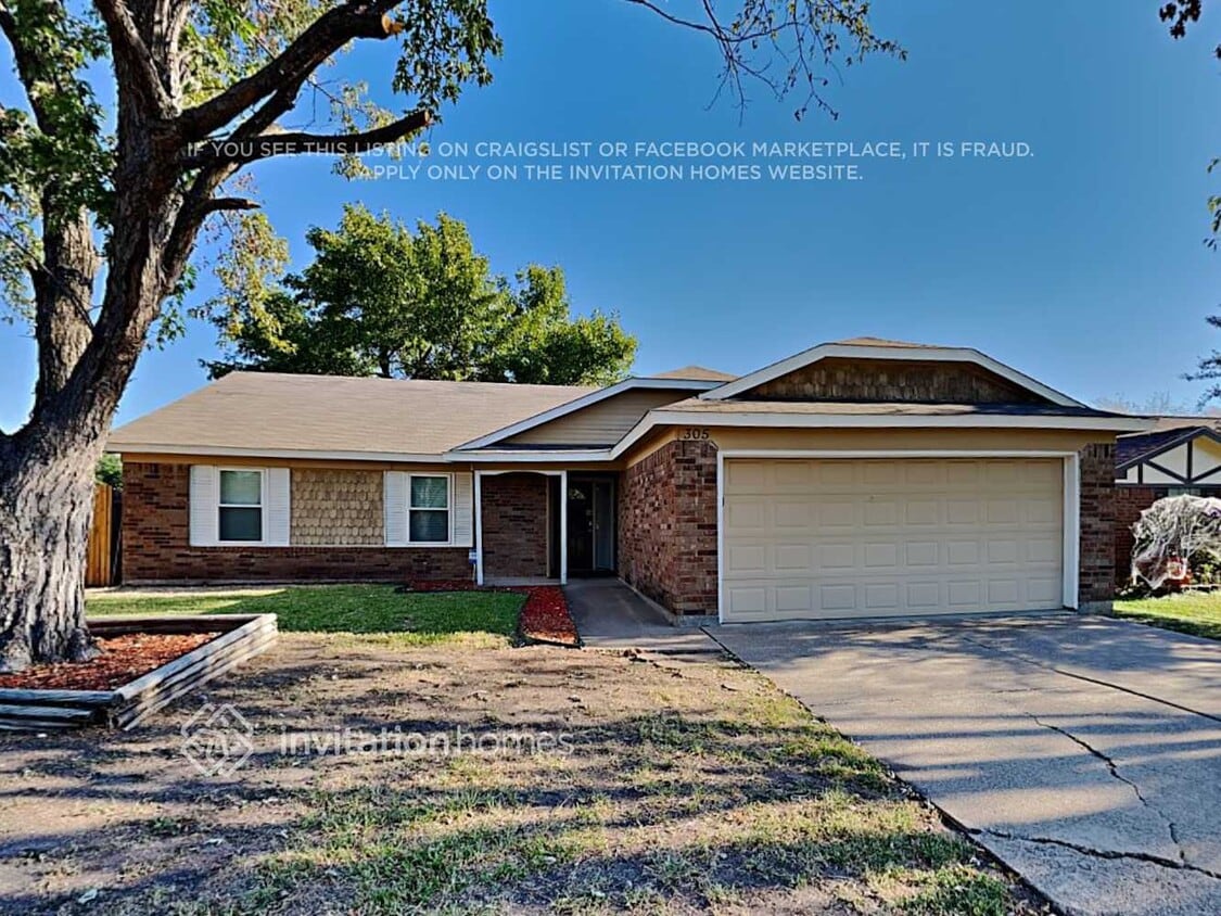 Primary Photo - 305 Iberis Dr