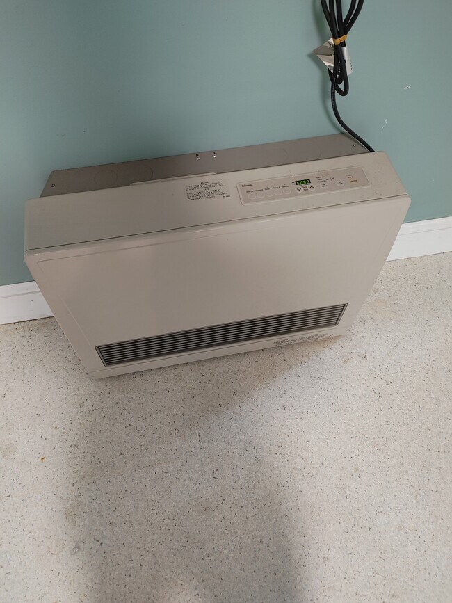 New heating unit - 273 Farnum St