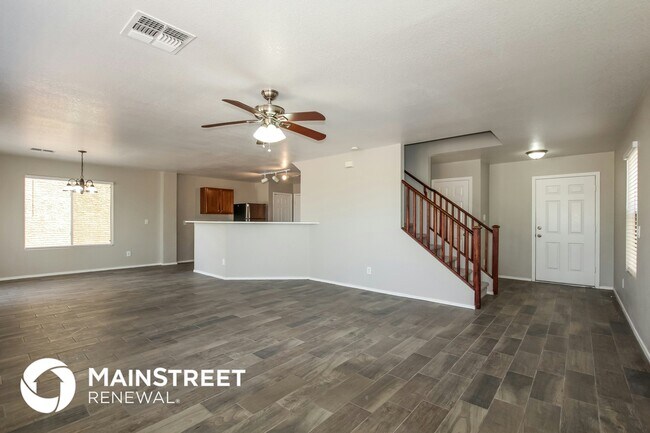 Building Photo - 6193 E Stonechat Dr