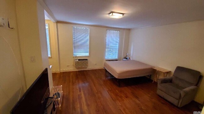 Foto del edificio - 140-65 Beech Ave