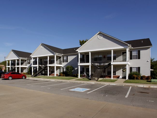 Building Photo - Addison Place Apartments