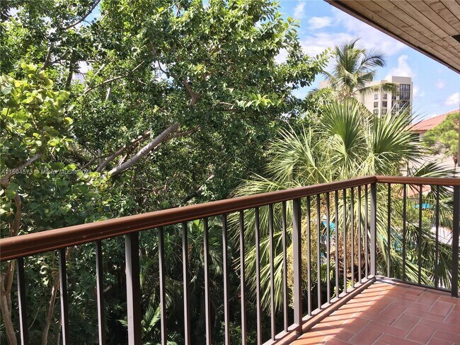 Foto del edificio - 55 Ocean Ln Dr