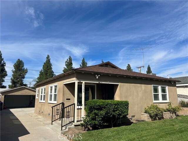 Foto principal - 2588 Genevieve St N