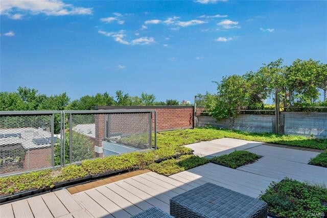 Foto principal - 6451 Clayton Rd
