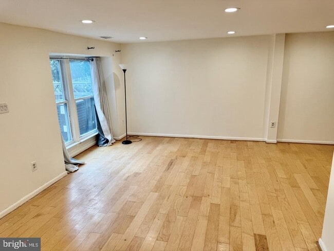 Building Photo - 418 Legato Terrace