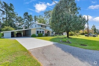 Building Photo - 118 Wofford Rd