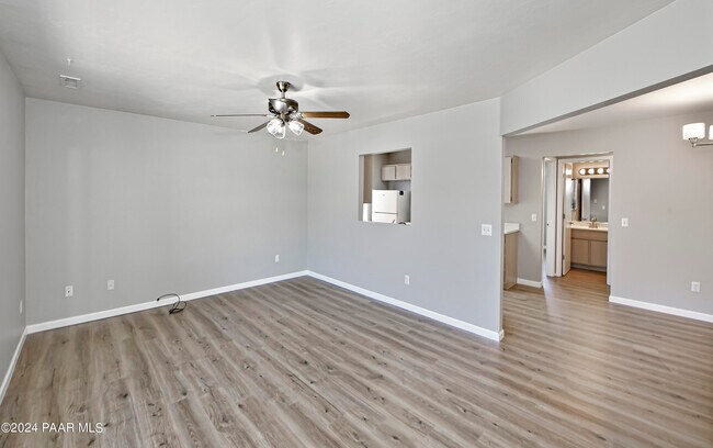 Foto del edificio - 6268 N Reata Dr