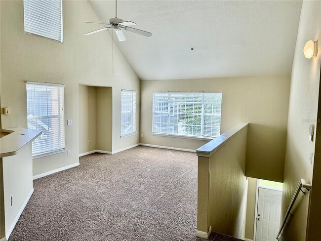 Building Photo - 9125 Lee Vista Blvd