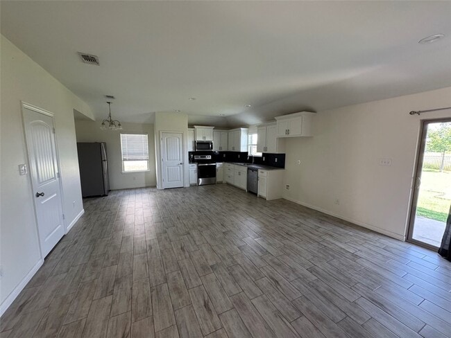 Foto del edificio - 3409 Sandstone Dr