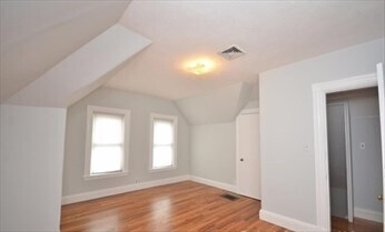 Foto del edificio - 341 Summer St