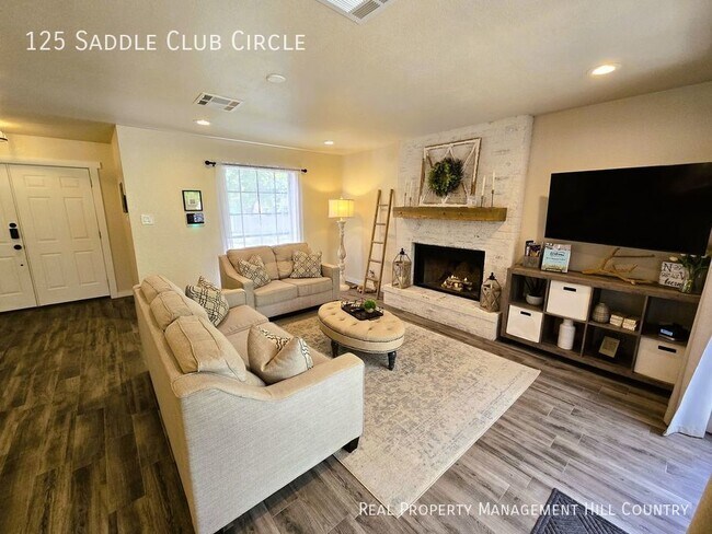Building Photo - Live the Boerne life!