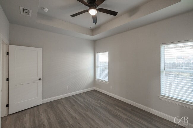 Building Photo - For Lease