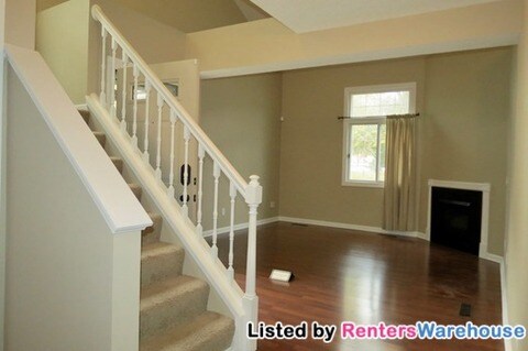 Building Photo - 2563 Bedford Ct