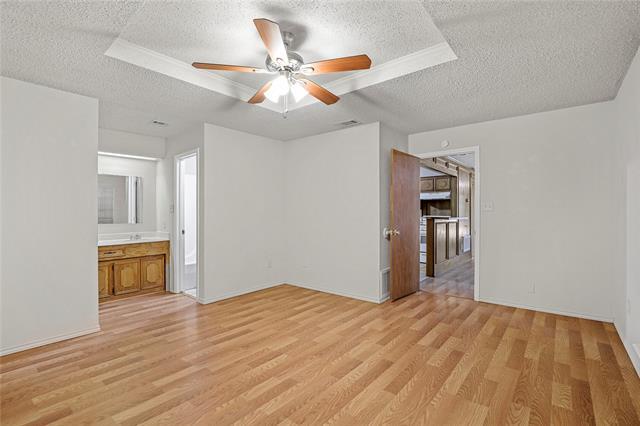 Building Photo - 219 E Pritchard Ln