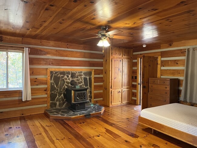 Building Photo - 9125 Asheville Hwy