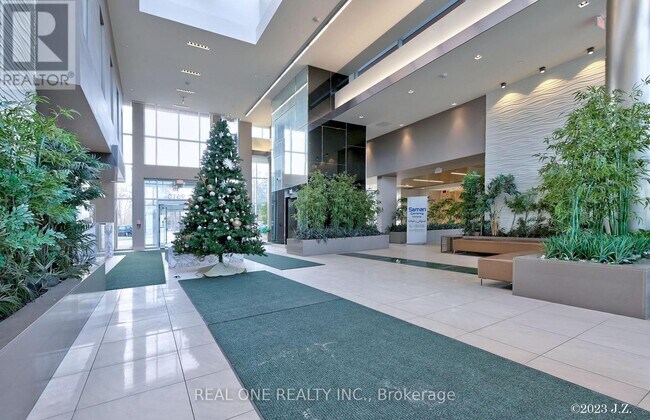 Photo du bâtiment - 9608 Yonge St