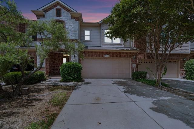 Building Photo - 4121 William Dehaes Dr