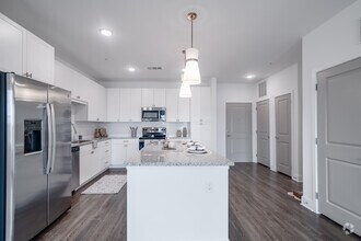 2BR, 2BA - 1,079SF B3 The Fleur de Lys 7785-319 - Griffon at Vero Beach