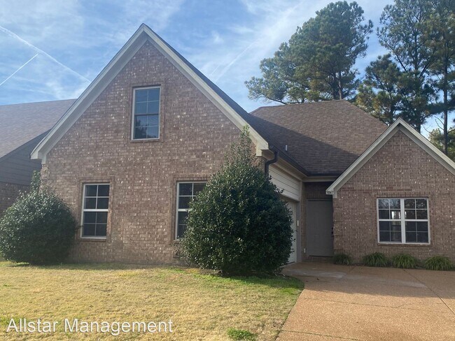 Building Photo - 4 br, 2.5 bath House - 5847 Bedford Loop W