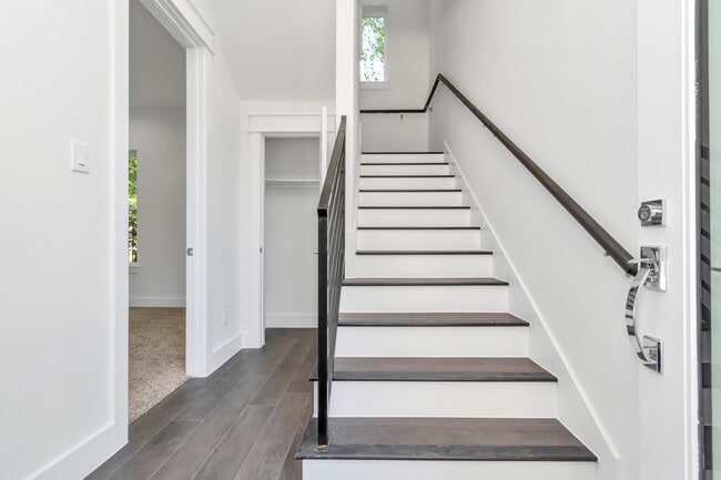 Foto del edificio - 4721 Independence Hts Ln