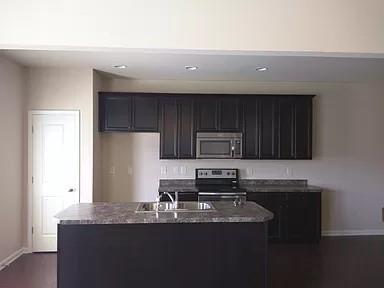 Building Photo - 1371 Brookmere Way